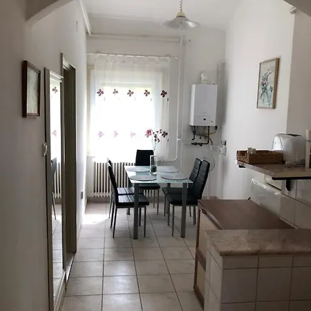 Lejlighed Bottyan Apartman *