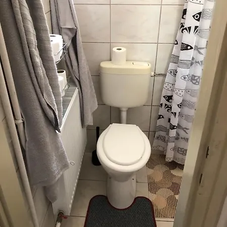 Apartment Bottyan Apartman *